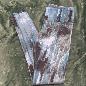 Alo Patterned Leggings